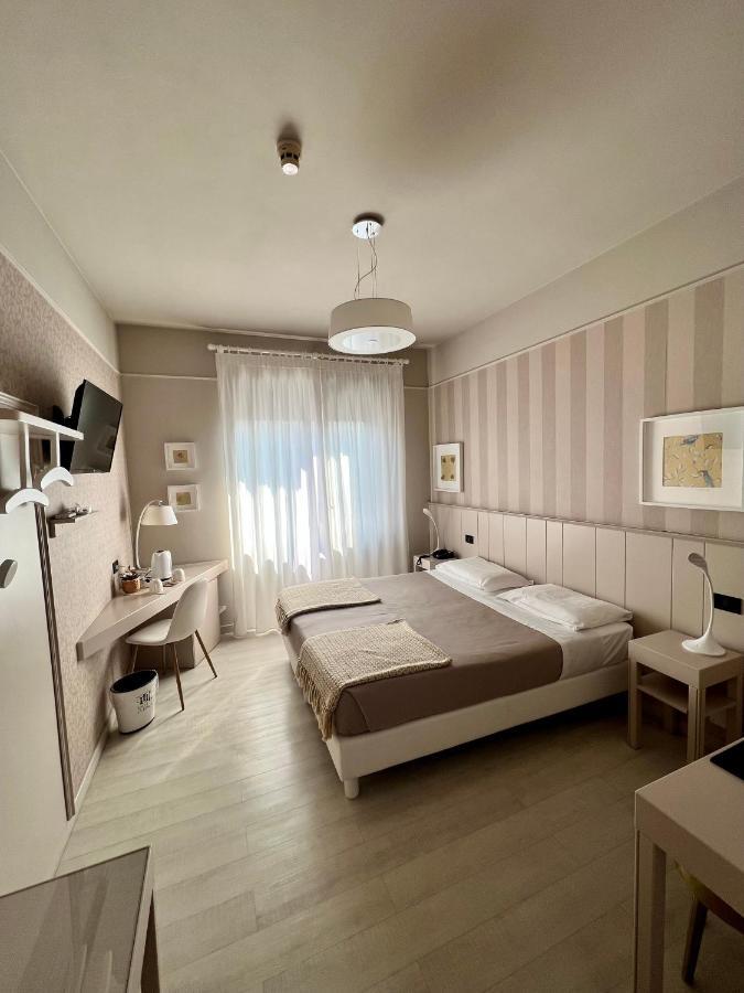 Hotel La Pace Сан Мауро Торинезе Екстериор снимка