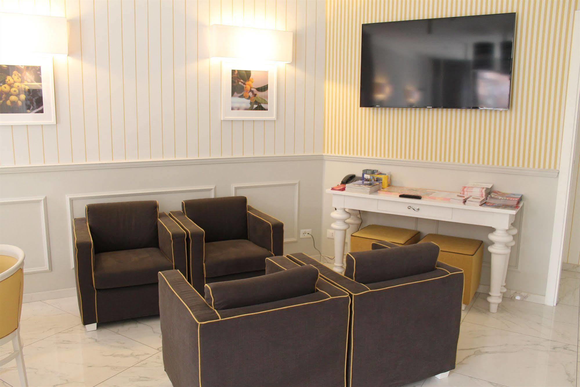 Hotel La Pace Сан Мауро Торинезе Екстериор снимка