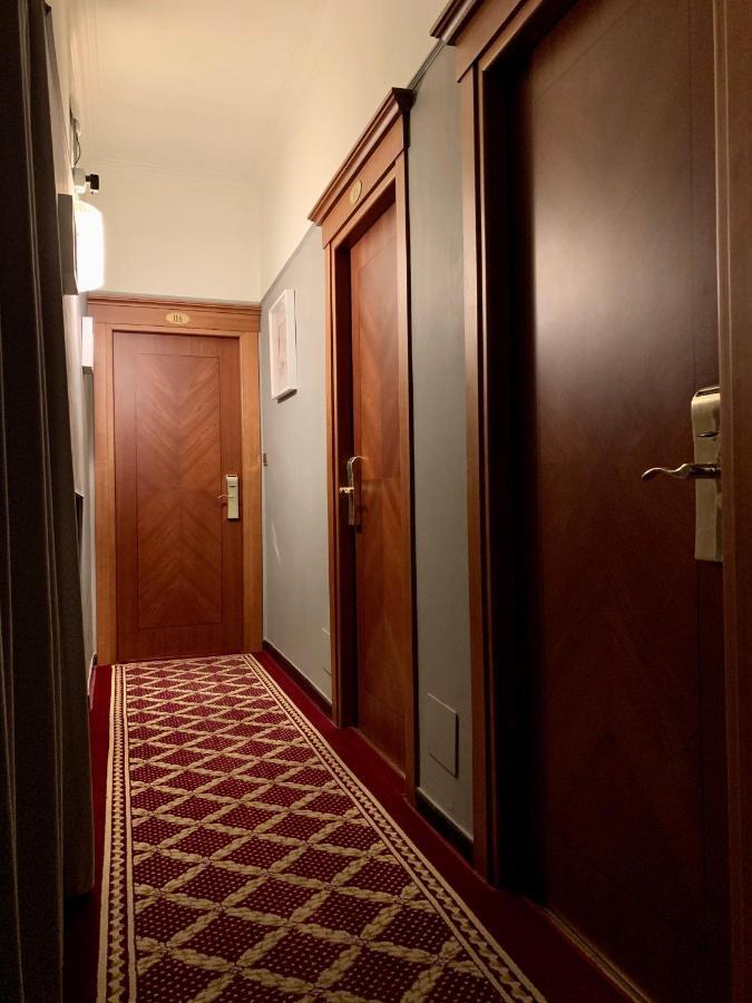 Hotel La Pace Сан Мауро Торинезе Екстериор снимка