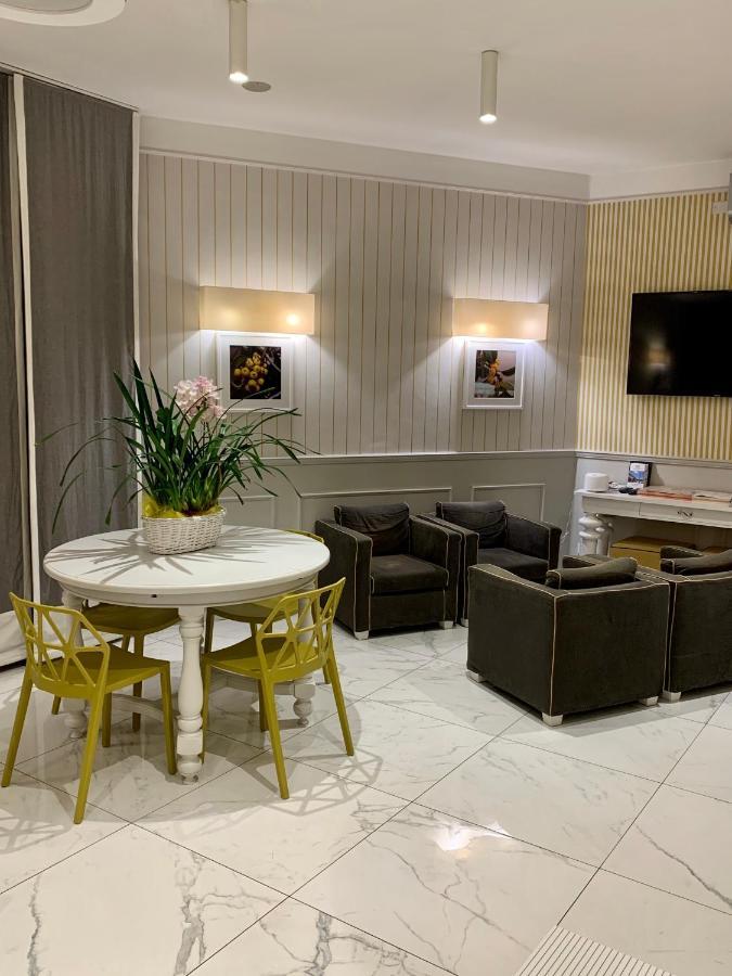 Hotel La Pace Сан Мауро Торинезе Екстериор снимка
